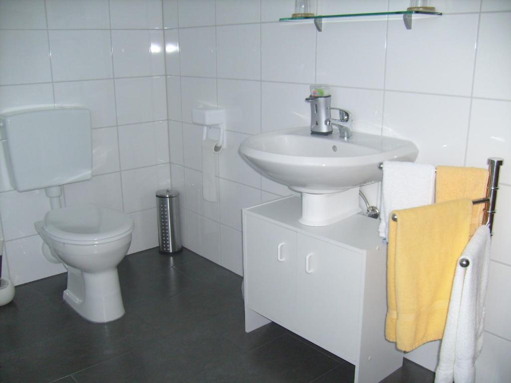 Apartment Adam Bechenheim Rom bilde
